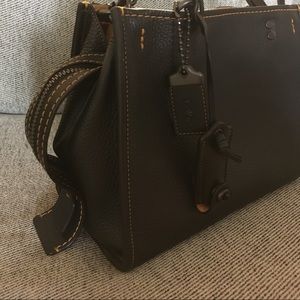 Rogue 25 pebbles leather tote bag